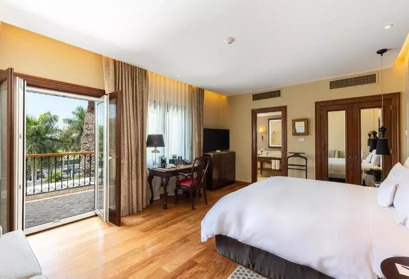 سوئیت با چشمانداز زمین گلف, Country Club Lima Hotel – The Leading Hotels Of The World