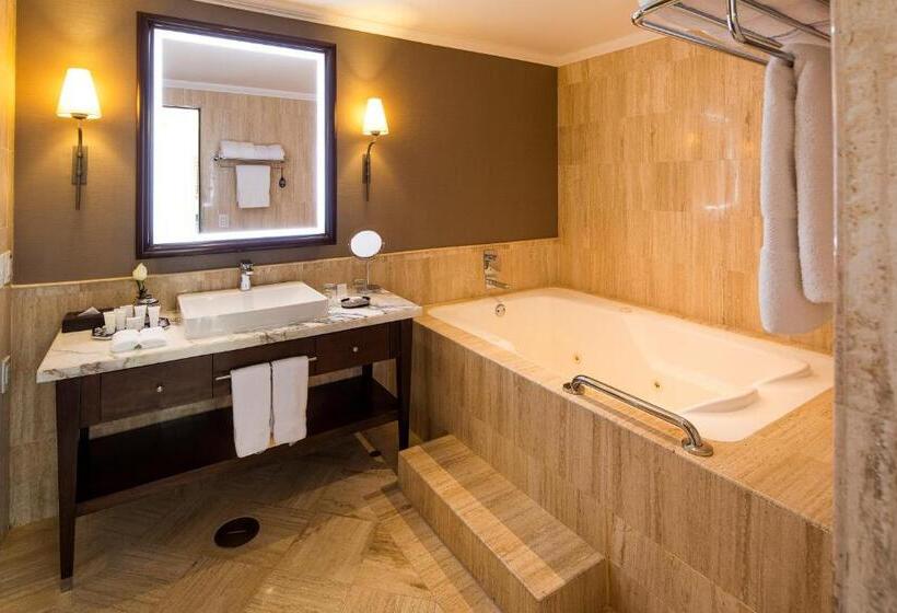 Люкс, Country Club Lima Hotel – The Leading Hotels Of The World