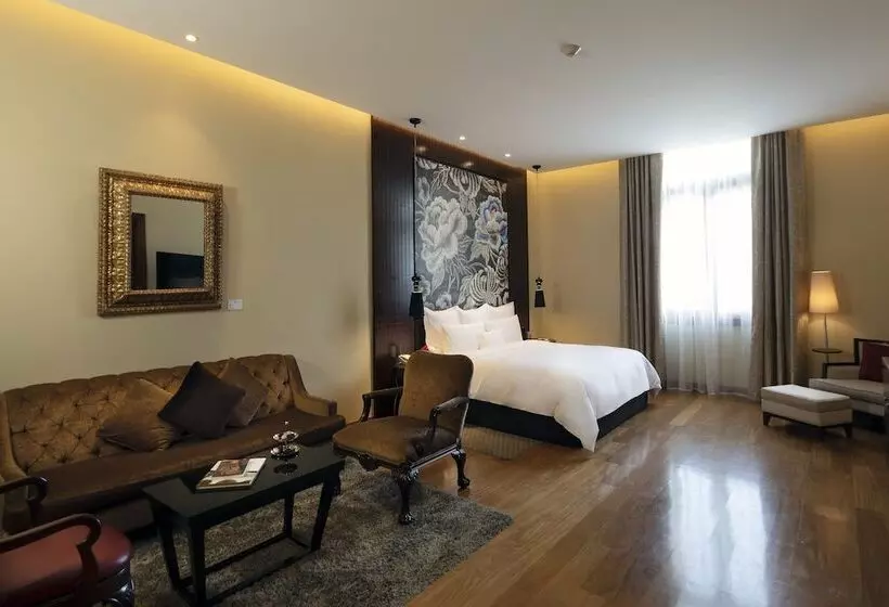 سوئیت با چشمانداز زمین گلف, Country Club Lima Hotel – The Leading Hotels Of The World