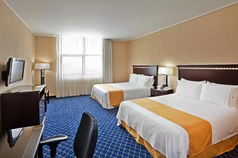 سوئیت با چشمانداز زمین گلف, Country Club Lima Hotel – The Leading Hotels Of The World
