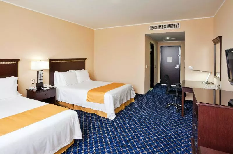 سوئیت با چشمانداز زمین گلف, Country Club Lima Hotel – The Leading Hotels Of The World