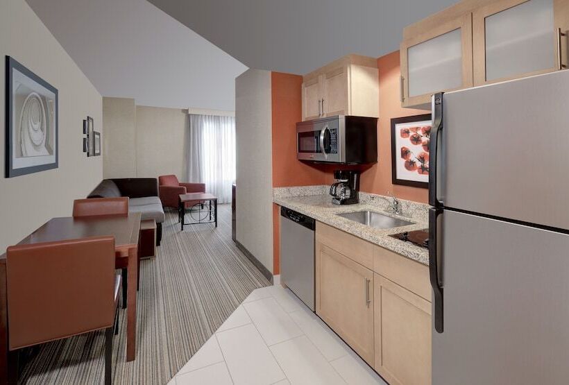 ダブルベッドのスタンダードスタジオ, Residence Inn By Marriott Calgary Airport
