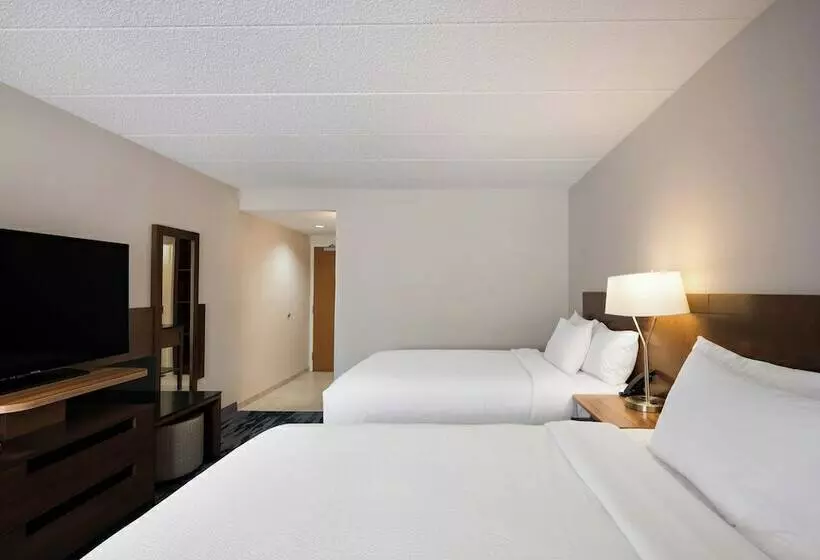 ２ダブルベッドのスタンダードルーム, Fairfield Inn By Marriott Amesbury
