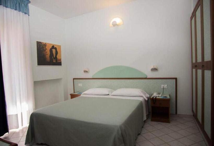 Семейный Номер, Gli Ulivi