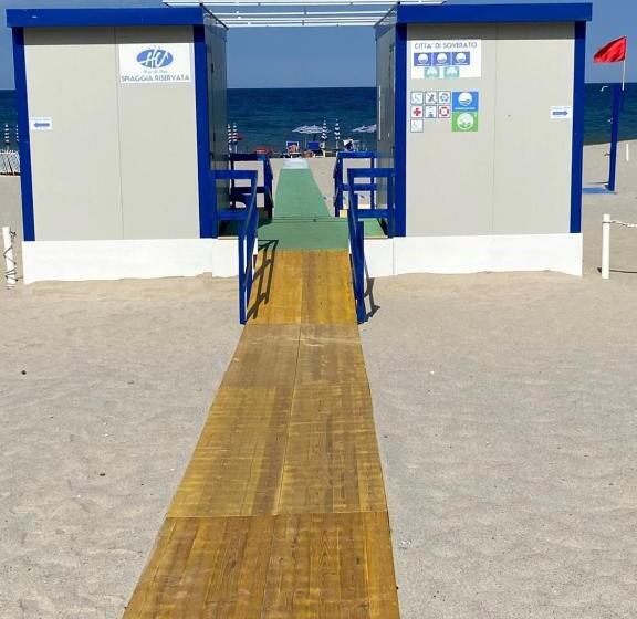 Трехместный Номер Стандарт с Балконом, Gli Ulivi