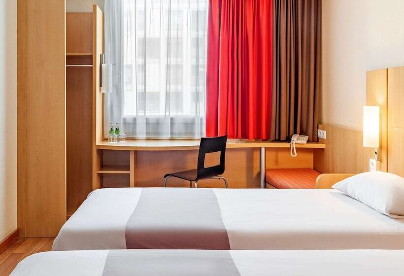스탠다드 룸, Ibis Warszawa Reduta