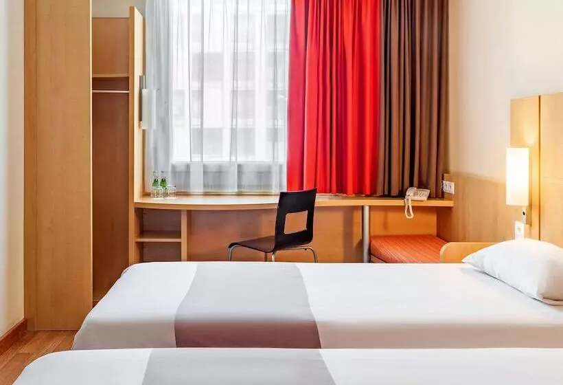 スタンダードルーム, Ibis Warszawa Reduta