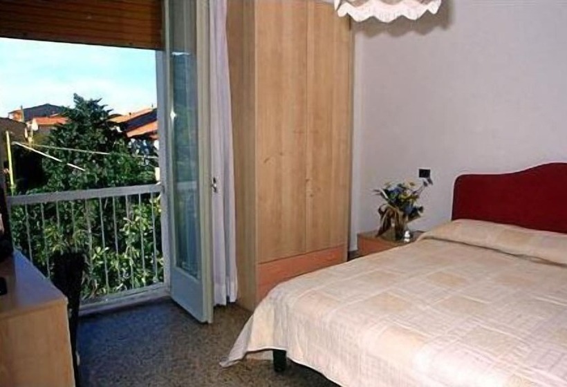 Номер Стандарт Трехместный, Imperia