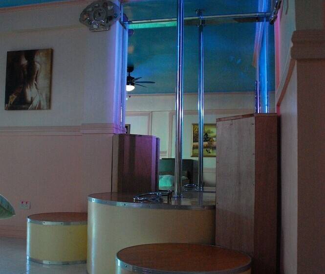 غرفة ديلوكس, Kokomos Hotel And Restaurant