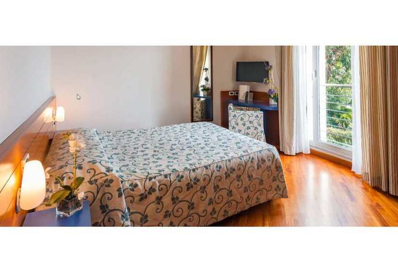 海景标准间带阳台, Le Roi