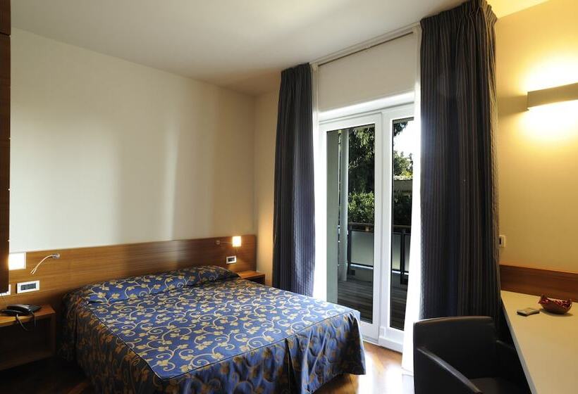 海景标准间带阳台, Le Roi