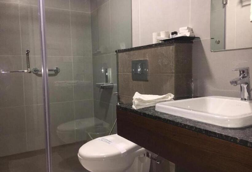 غرفة ديلوكس مطلّة علي البحر مزوَّدة بشُرفة, Sea Face