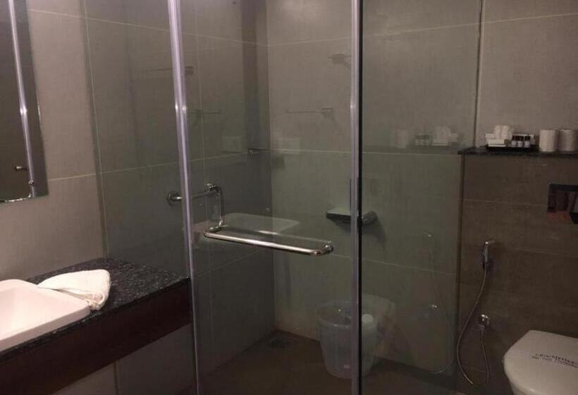 غرفة ديلوكس مطلّة علي البحر مزوَّدة بشُرفة, Sea Face