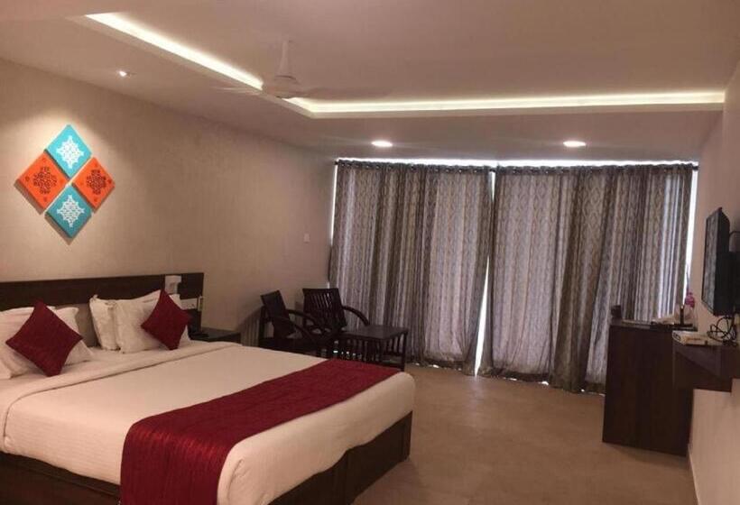 غرفة ديلوكس مطلّة علي البحر مزوَّدة بشُرفة, Sea Face