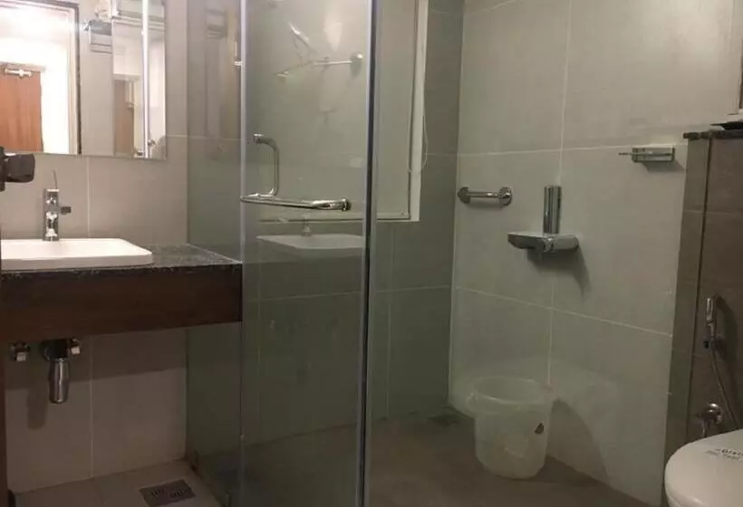 Suite Executive, Sea Face