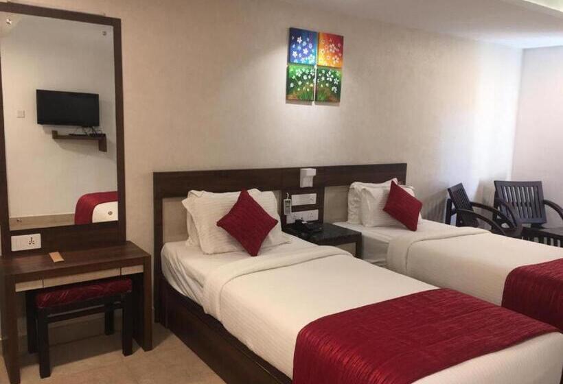 غرفة ديلوكس مطلّة علي البحر مزوَّدة بشُرفة, Sea Face