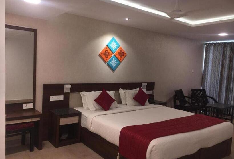 غرفة ديلوكس مطلّة علي البحر مزوَّدة بشُرفة, Sea Face