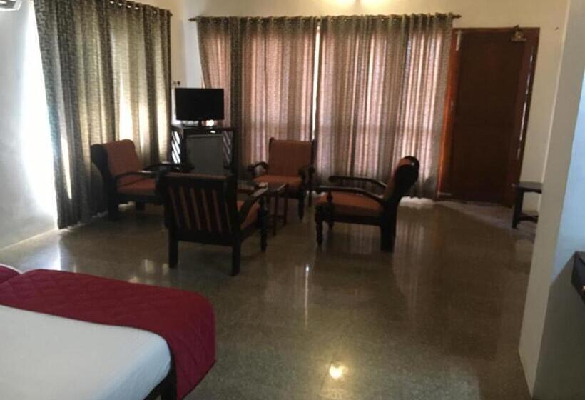 غرفة ديلوكس مطلّة علي البحر مزوَّدة بشُرفة, Sea Face