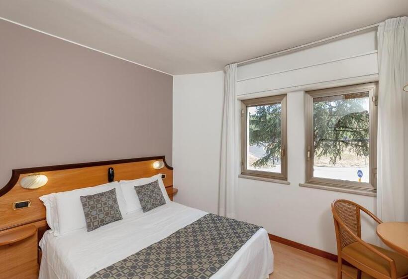 Chambre Standard Individuelle, Tevere Perugia