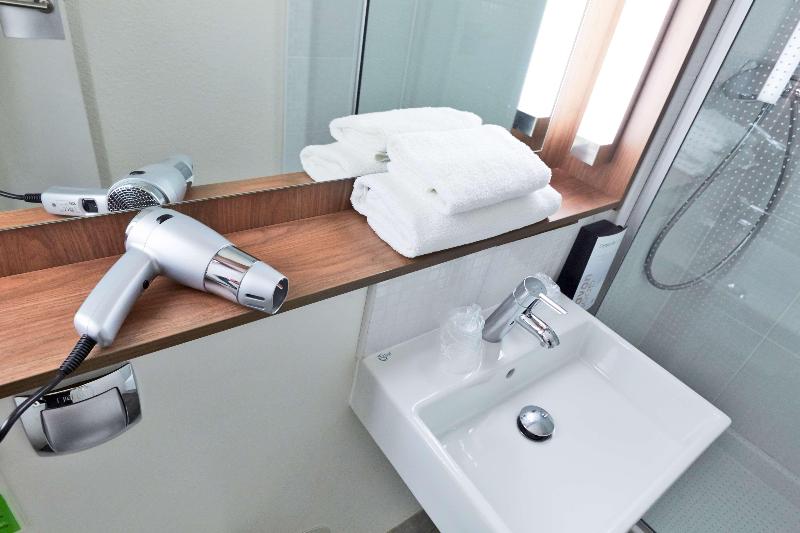 اتاق اکونومی, Toyoko Inn Kagoshima Chuo-eki Higashi-guchi