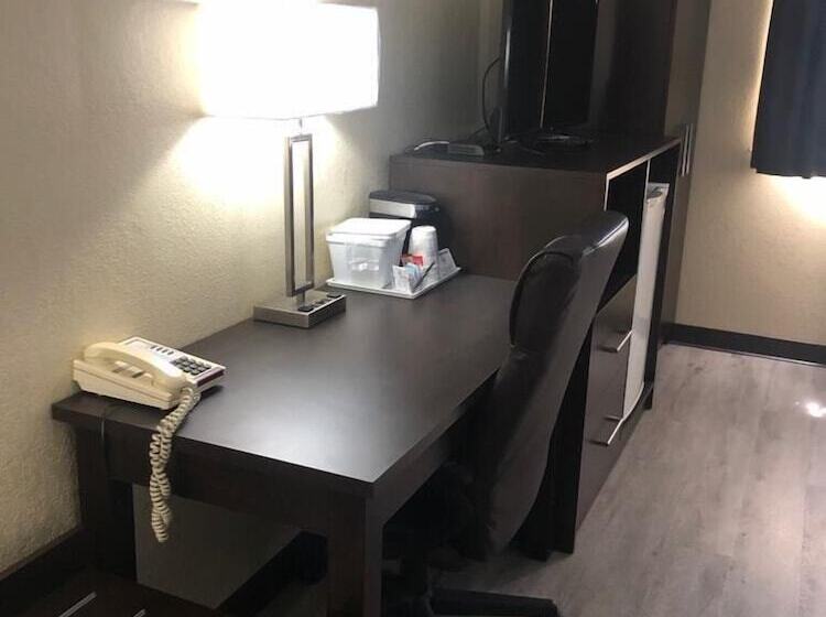 Номер Стандарт 2 Двуспальные Кровати, Wallaceburg Inn