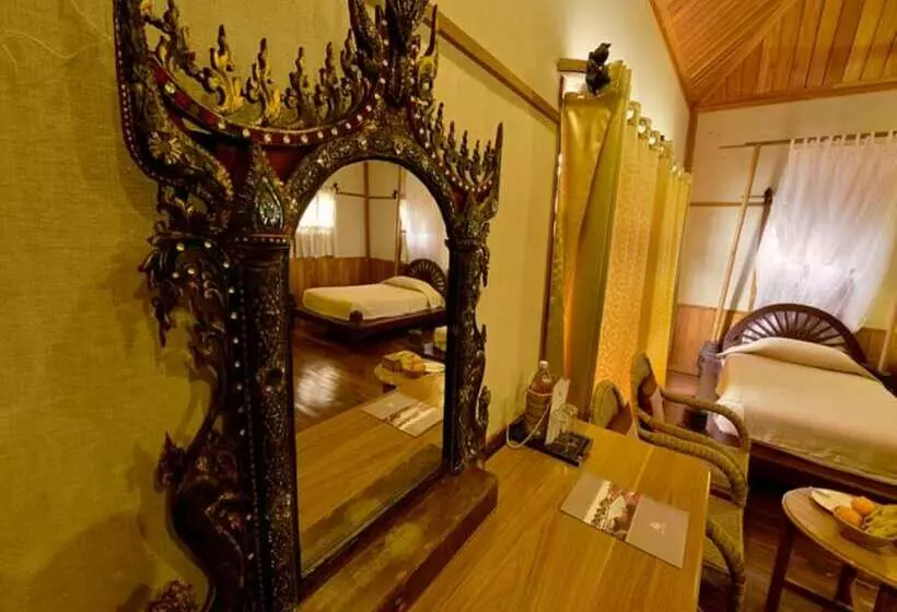 اتاق لوکس, Shwe Inn Tha Floating Resort