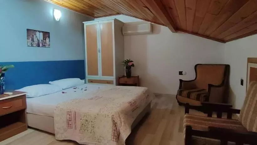 اتاق خانوادگی با چشم‌انداز دریا, California Apart Otel