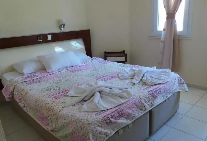 اتاق خانوادگی با چشم‌انداز دریا, California Apart Otel
