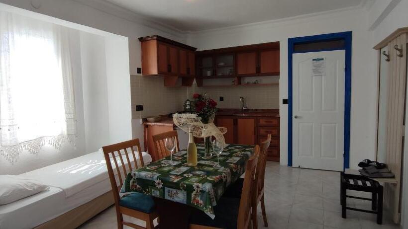 Семейный Номер Вид на Сад, California Apart Otel