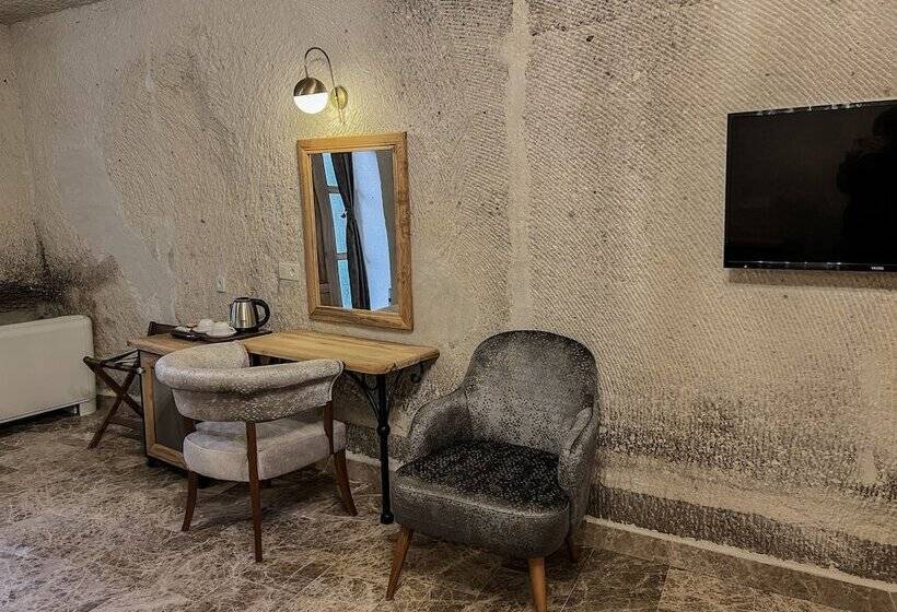 패밀리 룸, Cave Hotel Saksagan