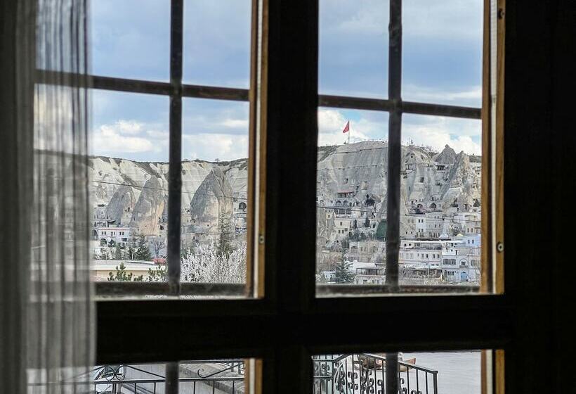 디럭스 룸, Cave Hotel Saksagan