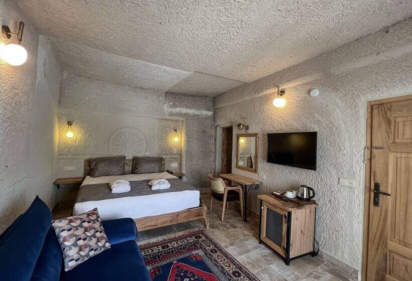 디럭스 룸, Cave Hotel Saksagan