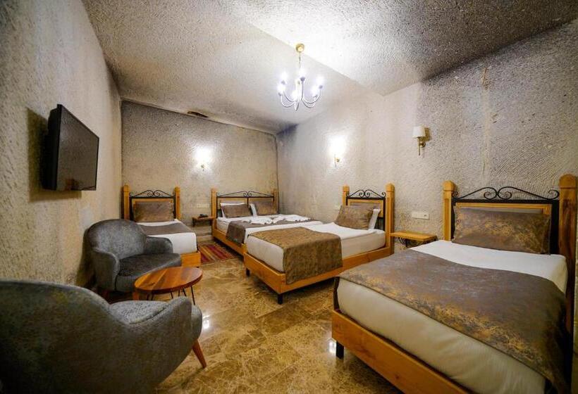 패밀리 룸, Cave Hotel Saksagan