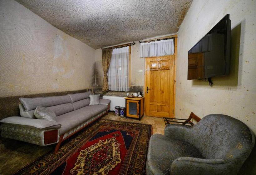 패밀리 룸, Cave Hotel Saksagan