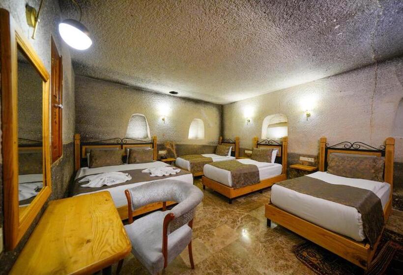 패밀리 룸, Cave Hotel Saksagan