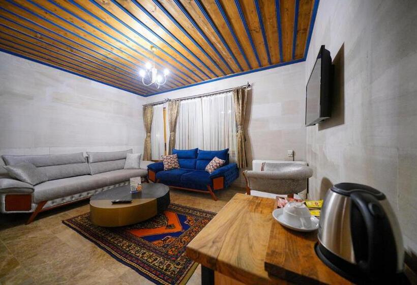 디럭스 스위트, Cave Hotel Saksagan