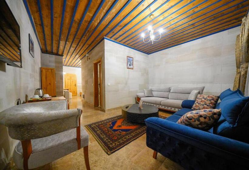 디럭스 스위트, Cave Hotel Saksagan