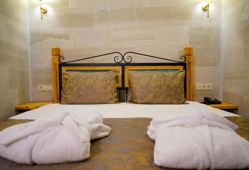 디럭스 스위트, Cave Hotel Saksagan