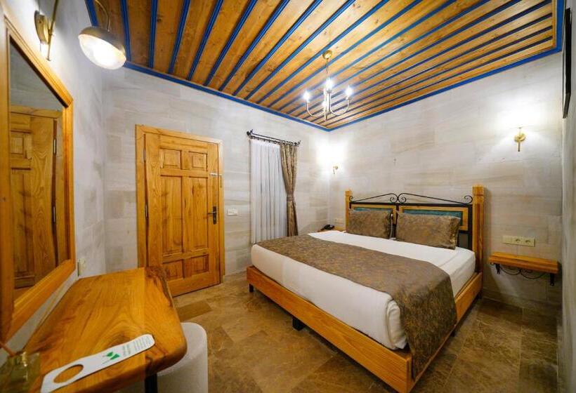 디럭스 스위트, Cave Hotel Saksagan