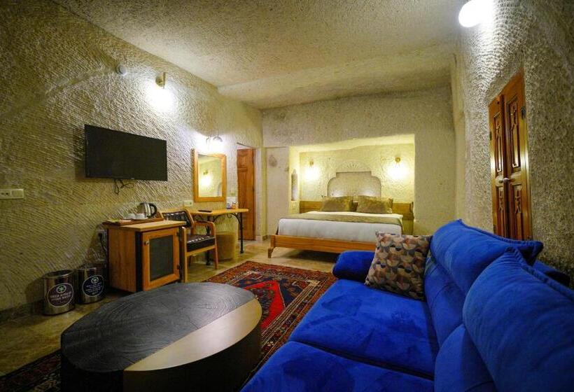 디럭스 룸, Cave Hotel Saksagan