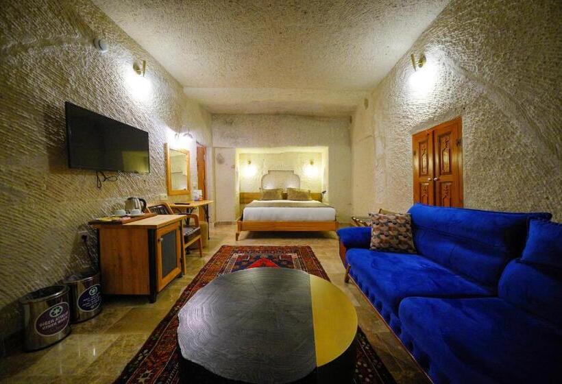 디럭스 룸, Cave Hotel Saksagan