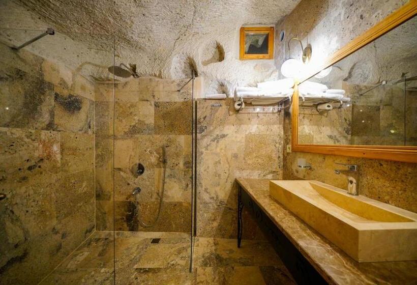 수피리어 룸, Cave Hotel Saksagan
