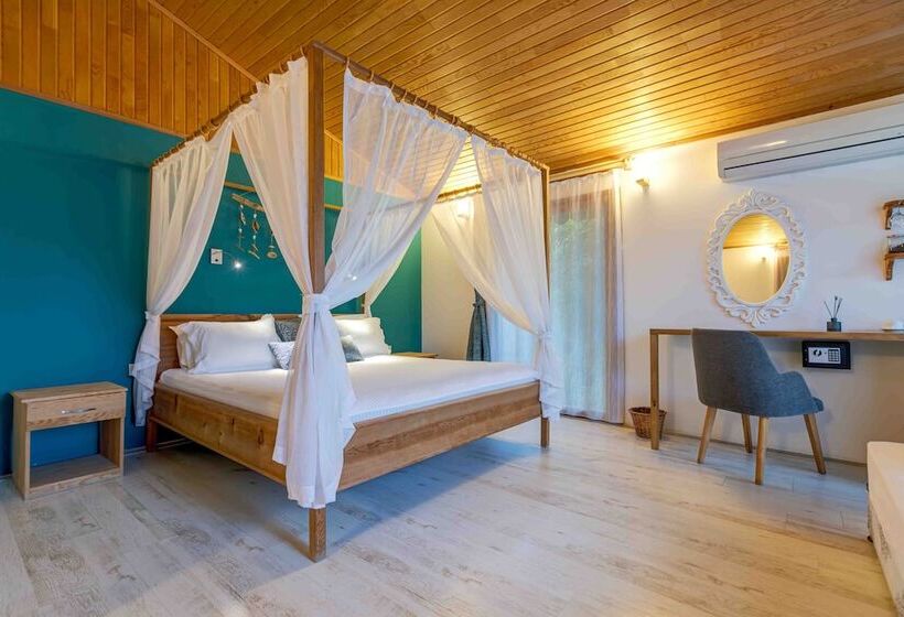 بانگلوی استاندارد, Etenna Beach Bungalows