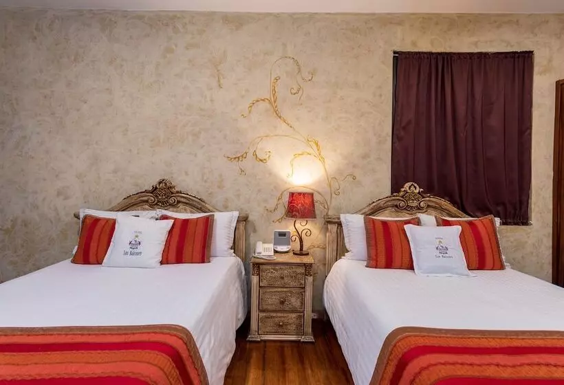 Standard-invahuone, Boutique Los Balcones