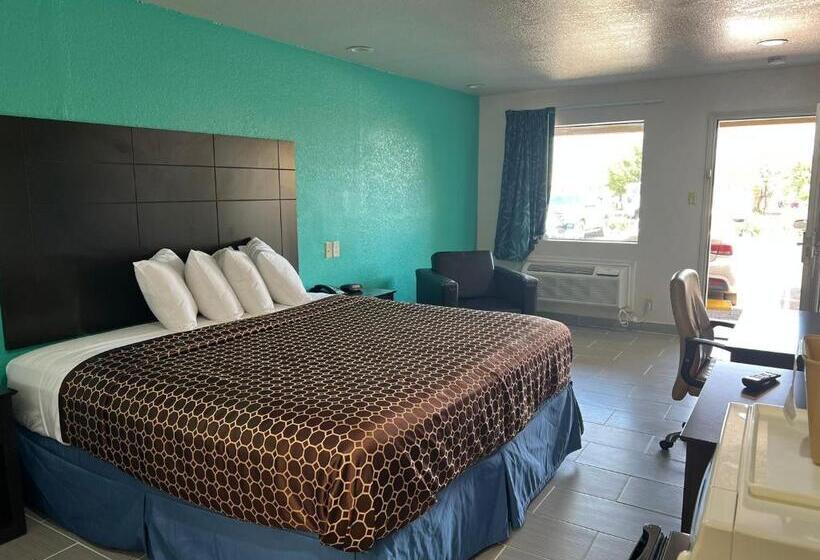 带大床的复式套间, Country Hill Inn & Suite Eagle Pass