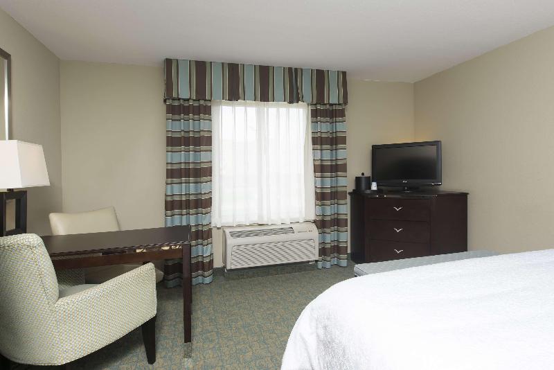 스탠다드 룸 킹사이즈 침대, Hampton Inn & Suites Crawfordsville