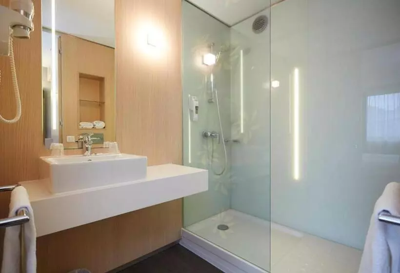 اتاق استاندارد با تخت دوبل, Mercure Valenciennes Centre