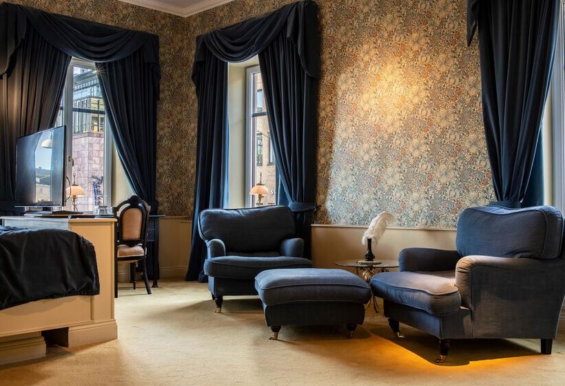 Номер Стандарт, Pigalle