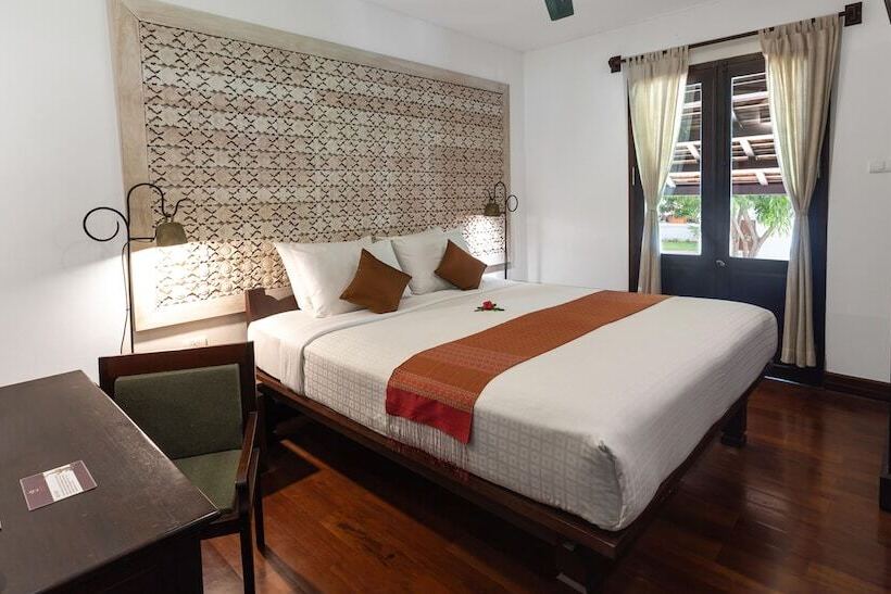 فيلا غرفة نوم واحدة, Victoria Xiengthong Palace