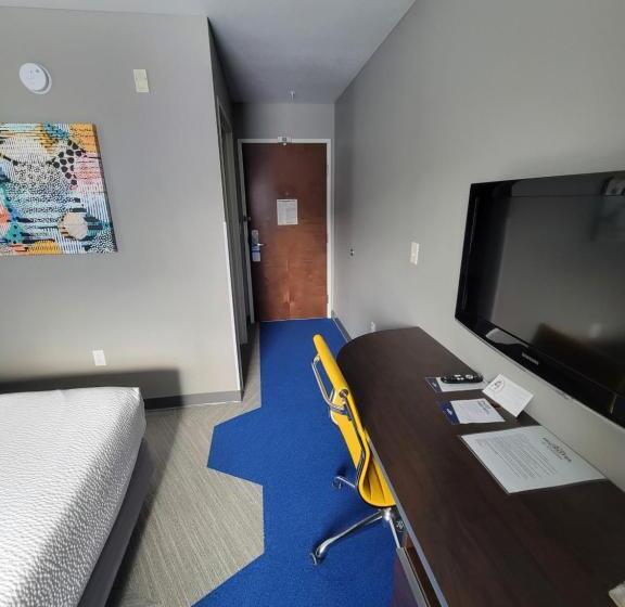 标准间, Microtel Inn & Suites By Wyndham Bluffs